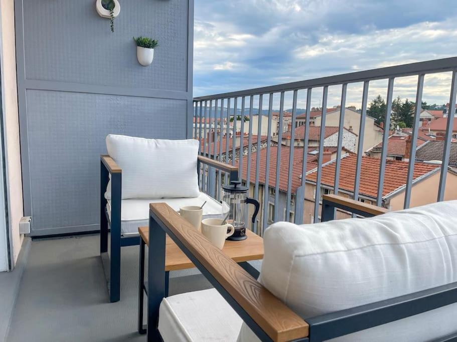 Le Lagon Bleu - Appt Wifi Parking Balcon Le Puy-en-Velay Eksteriør billede
